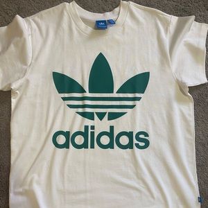 Mens medium adidas shirt brand new